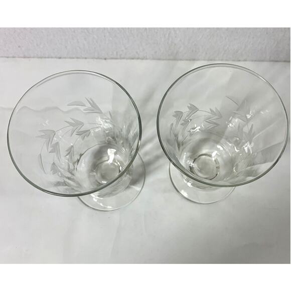 2 Vintage Cordial Glasses Etched Floral Leaf Design 4" Wine Juice - Picture 5 of 6